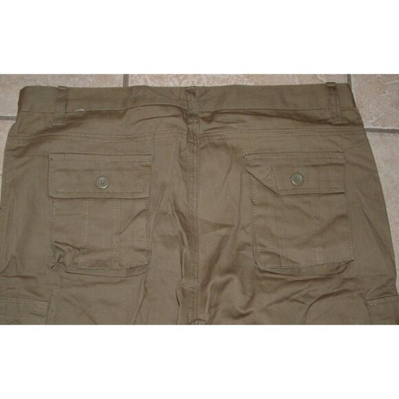 NEW NWOT Mens Sz 38 Casual Wear Dark Olive Green Cotton Cargo Bermuda Shorts - Picture 4 of 5